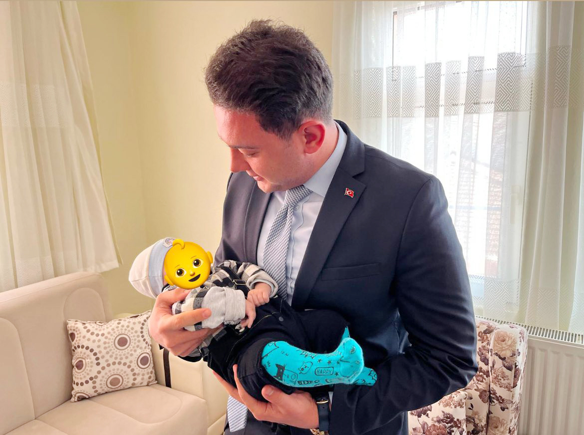 Kaymakam Öztürk’ten yeni doğan bebeklere destek