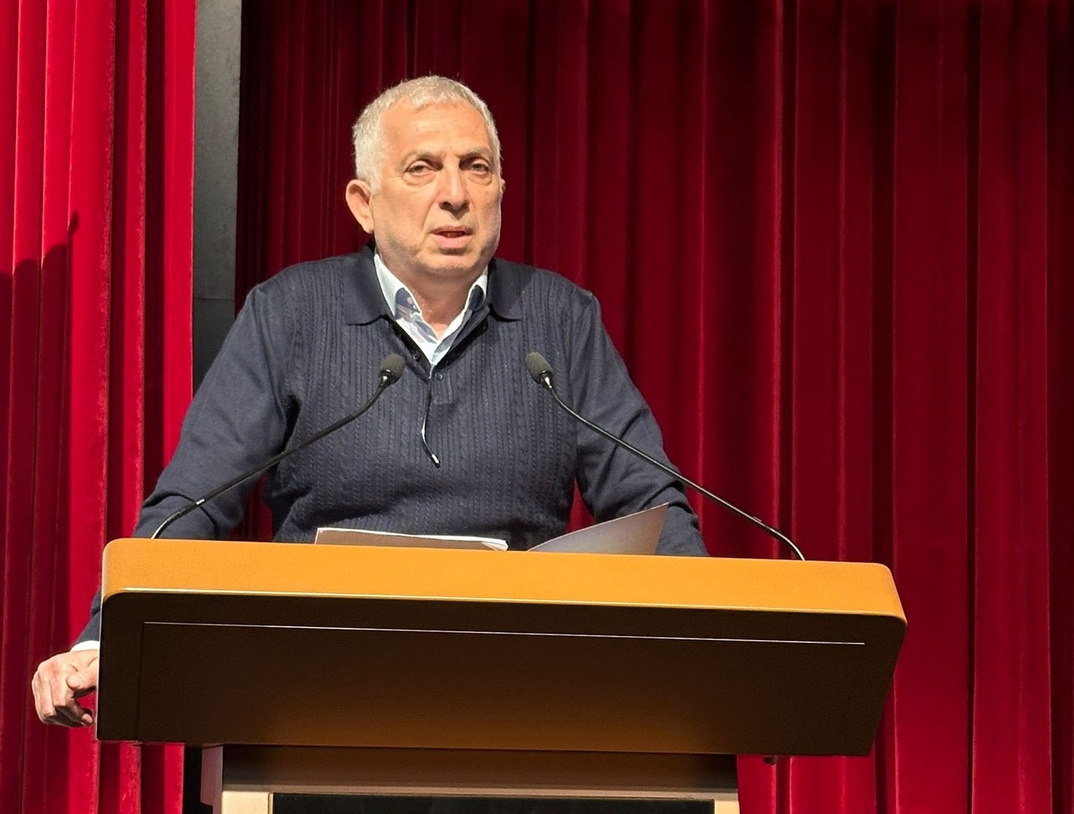Metin Külünk Yozgat’ta konferans verecek